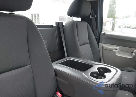 2014 Chevrolet Silverado 2500Hd Work Truck z USA, uszkodzony, nr VIN 1GC0KVCG9EF103504